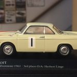 BMW 700, 1:43 Minichamps
