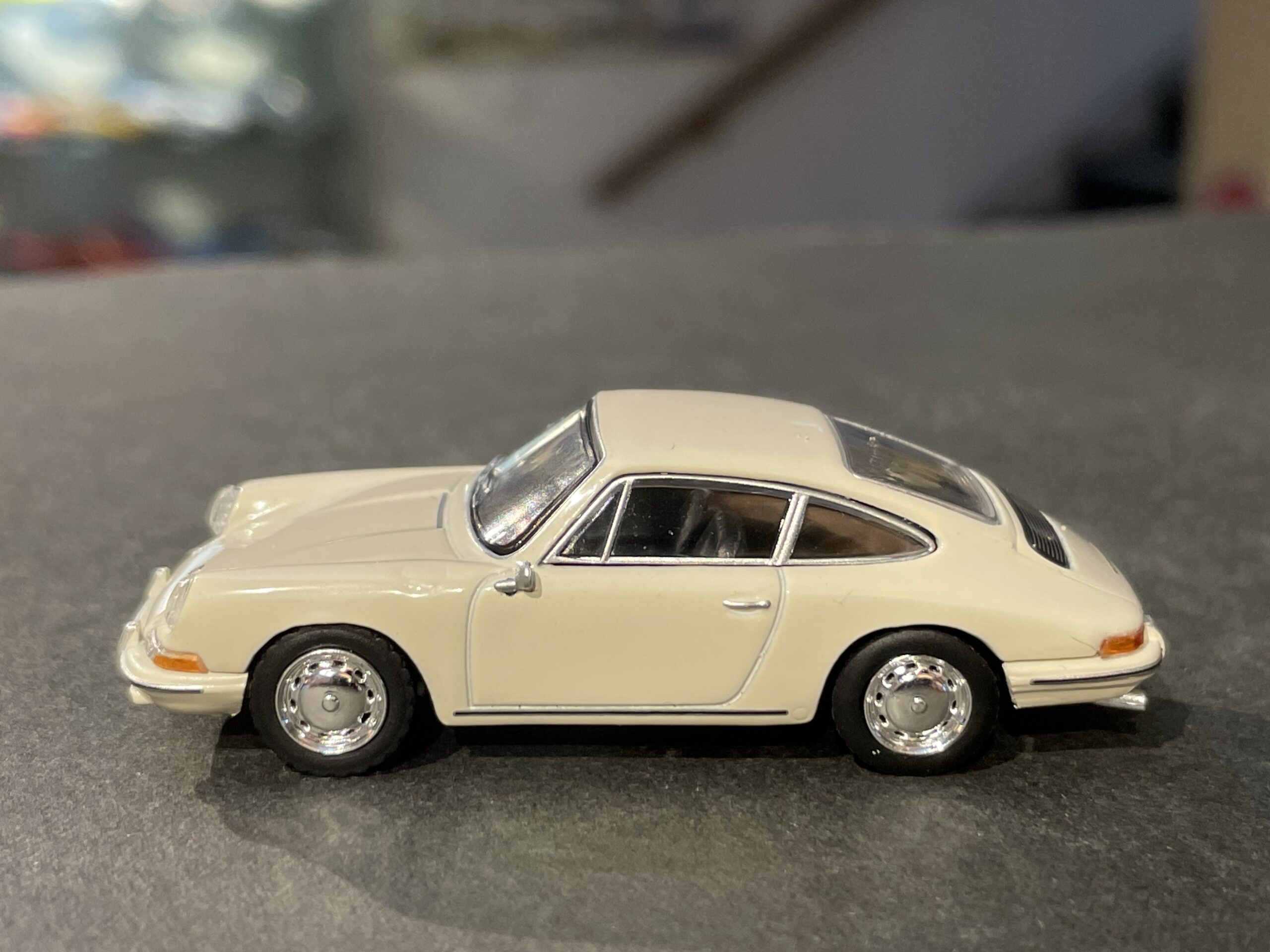 Porsche 901, 1:64 MINI GT - Model Cars Too
