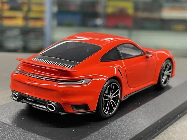 Porsche 992 Turbo S, 1:43 Minichamps - Image 2