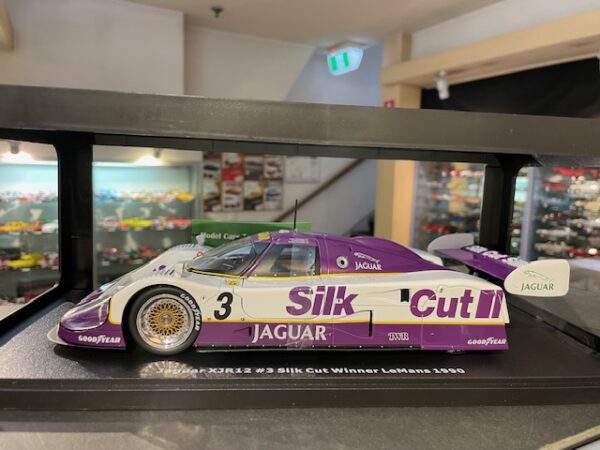 Jaguar XJR12, 1:18 CMR