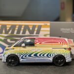 Volkswagen ID.Buzz, 1:64 MINI GT