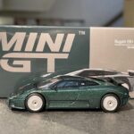 Bugatti EB 110, 1:64 MINI GT