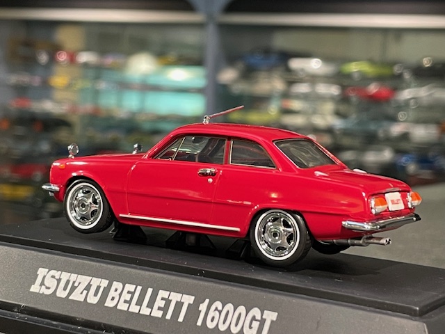 Isuzu Bellett 1600 GT, 1:43 Ebbro - Image 3