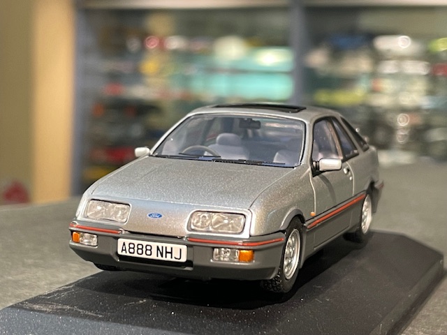 Ford Sierra XR4i, 1:43 Vanguards - Image 2