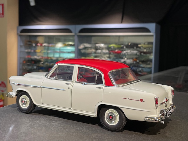 Holden FE Special, 1:18 Classic - Image 3