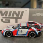 Porsche 911 Dakar, 1:64 MINI GT