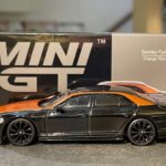 Bentley Flying Spur, 1:64 MINI GT