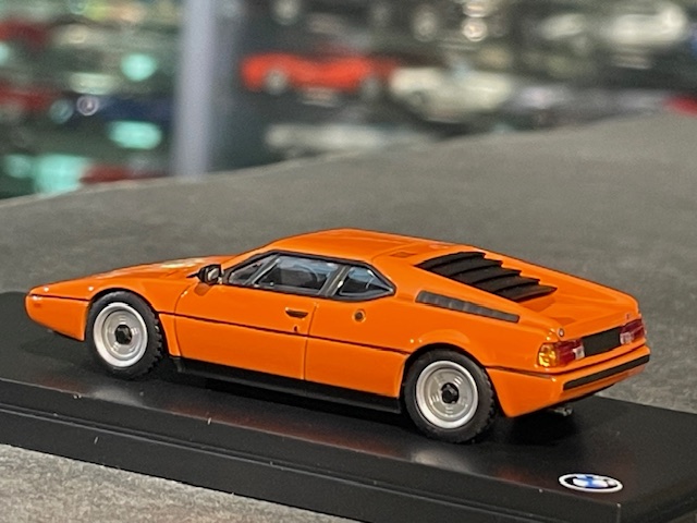 BMW M1, 1:64 Almost Real - Image 3