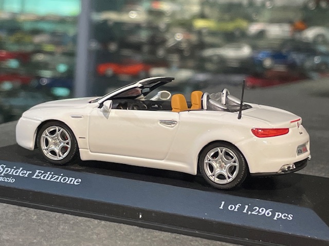 Alfa Romeo Spider, 1:43 Minichamps - Image 3