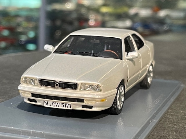 Maserati Quattroporte, 1:43 NEO - Image 2