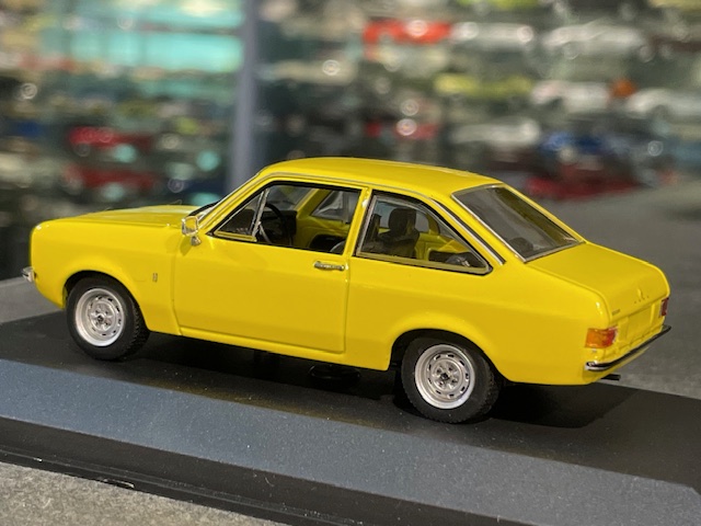 Ford Escort, 1:43 Maxichamps - Image 3