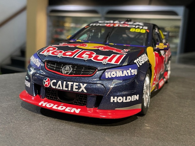 Holden VF Commodore, 1:18 Biante - Image 2