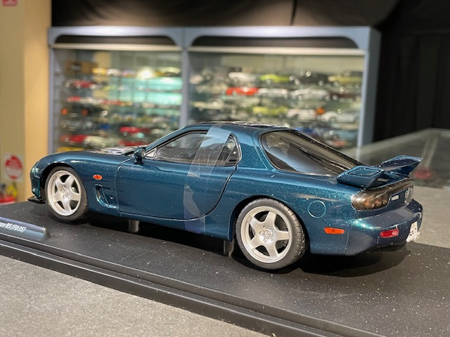 Mazda RX-7, 1:18 Solido - Image 3