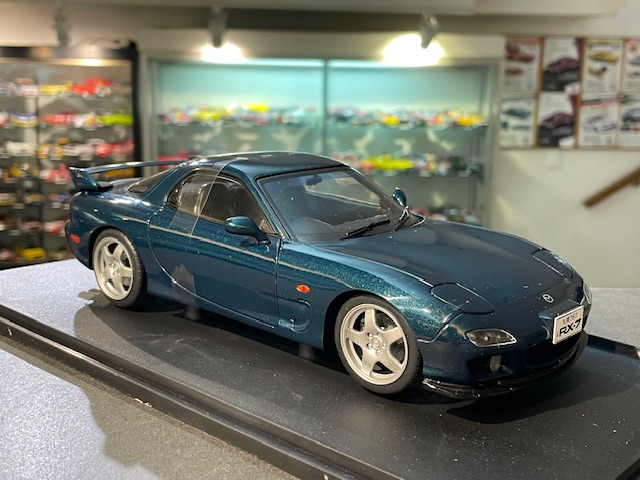 Mazda RX-7, 1:18 Solido - Image 4
