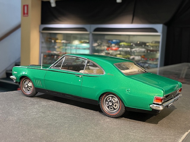 Holden HG Monaro, 1:18 Classic - Image 3