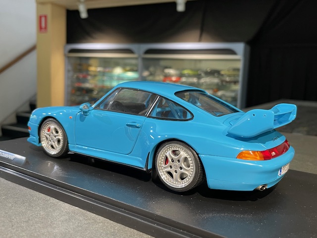 Porsche 993 Clubsport, 1:18 Solido - Image 3