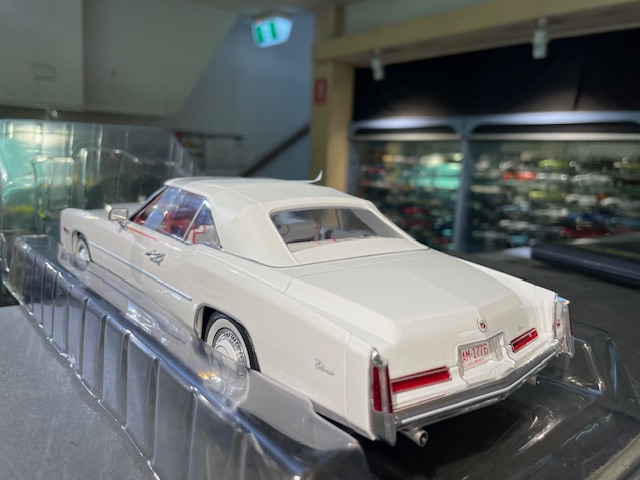 Cadillac Eldorado, 1:18 MCG - Image 3