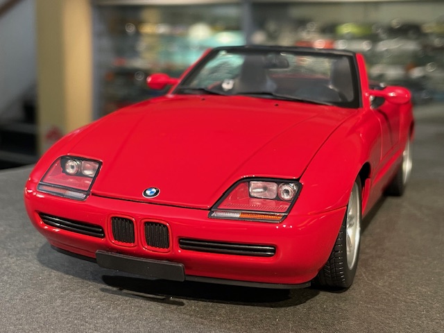 BMW Z1, 1:18 Minichamps - Image 2