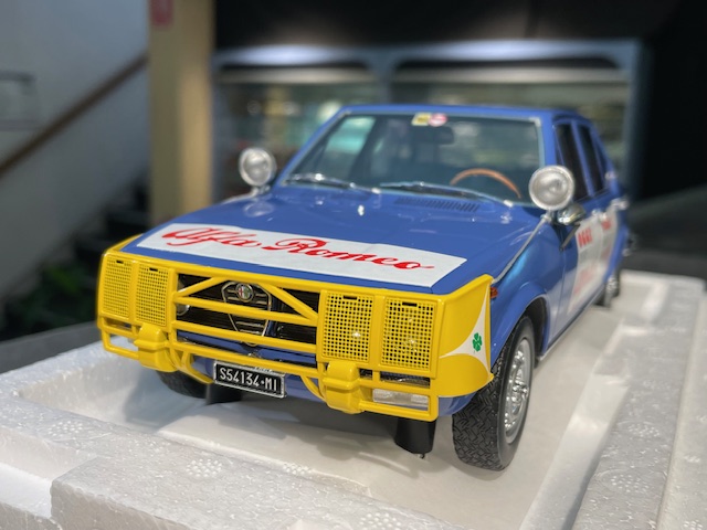 Alfa Romeo Alfetta, 1:18 Laudoracing - Image 2