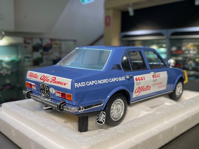Alfa Romeo Alfetta, 1:18 Laudoracing - Image 4