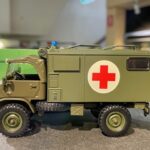 Mercedes-Benz Unimog, 1:43 Minichamps
