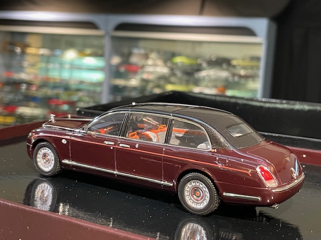 Bentley State Limousine, 1:43 Minichamps - Image 3