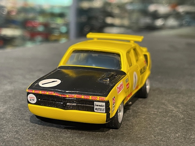 Holden LC Torana, 1:43 Dinkum - Image 2
