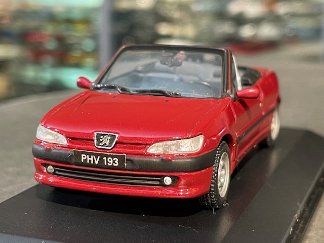 Peugeot 306 Cabriolet, 1:43 Minichamps - Image 2