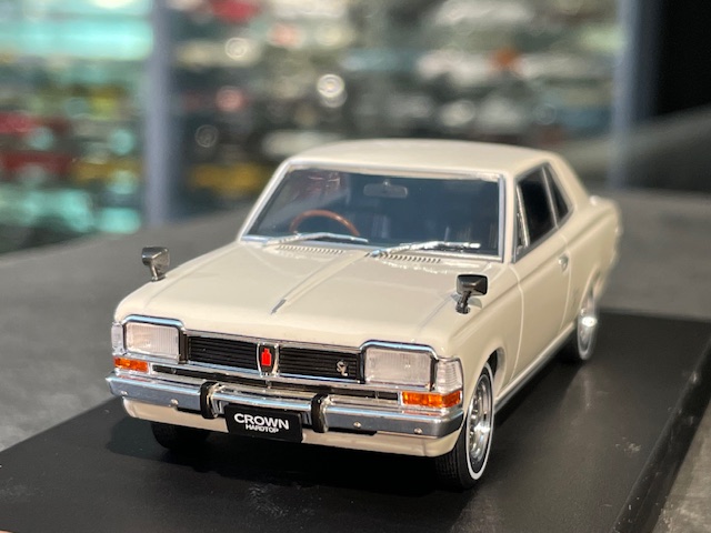 Toyota Crown, 1:43 Hachette - Image 2