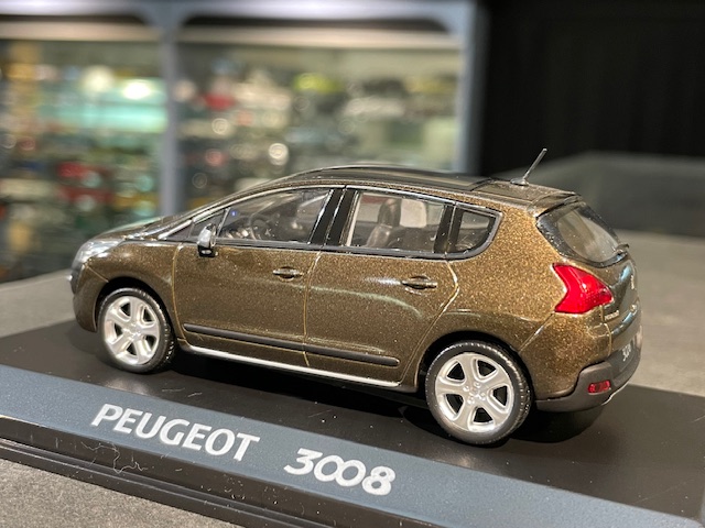 Peugeot 3008, 1:43 Norev - Image 2