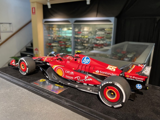 Ferrari SF-24, 1:18 Looksmart - Image 3