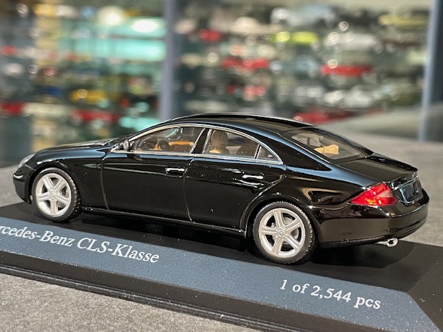 Mercedes-Benz CLS, 1:43 Minichamps - Image 3