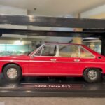 Tatra 613, 1:18 Triple 9