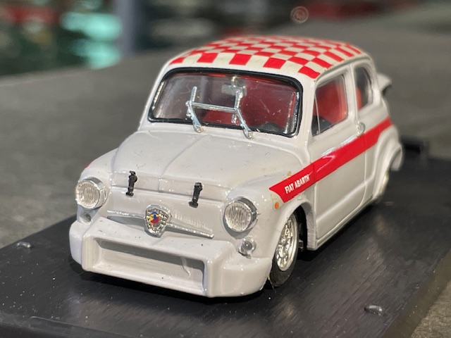 Abarth 1000, 1:43 Brumm - Image 2