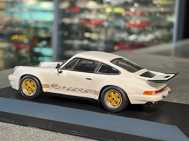 Porsche 911 Carrera RS 3.0, 1:43 Maxichamps - Image 3