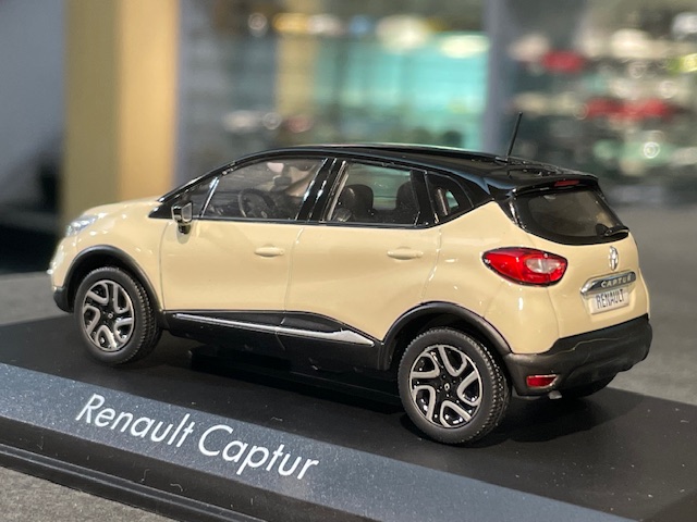 Renault Captur, 1:43 Norev - Image 3