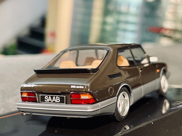 Saab 900 Turbo, 1:43 IXO - Image 4
