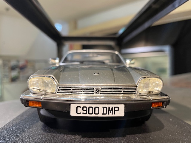 Jaguar XJS-C, 1:18 Cult - Image 2