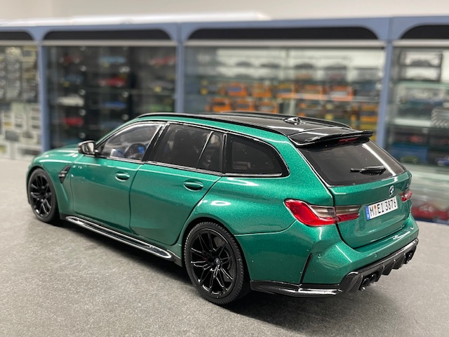 BMW M3 Touring, 1:18 Minichamps - Image 3