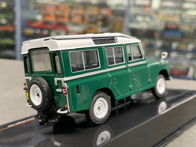 Land Rover 109, 1:43 IXO - Image 2