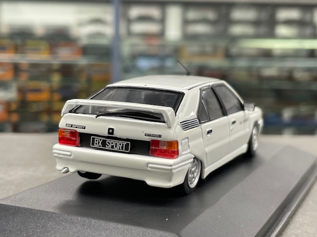 Citroen BX Sport, 1:43 Solido - Image 2