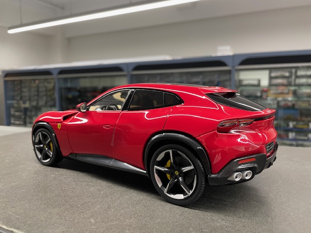 Ferrari Purosangue, 1:18 Polistil - Image 2