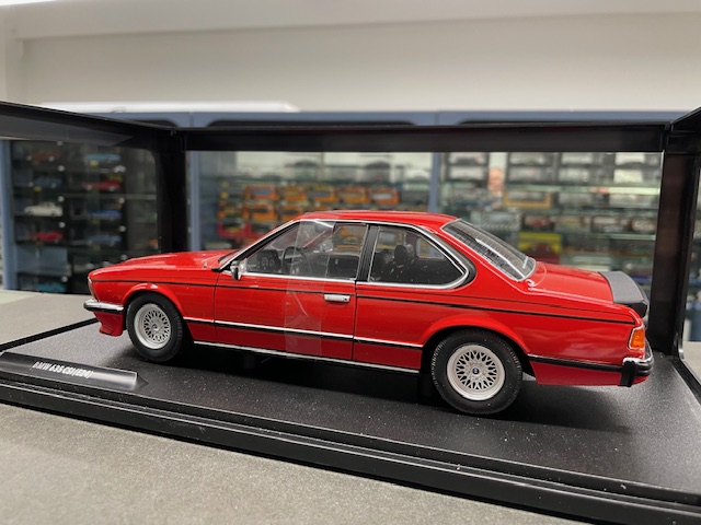 BMW 635 CSI, 1:18 Solido - Image 2