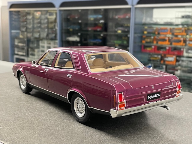 Leyland P76, 1:18 Authentic - Image 2