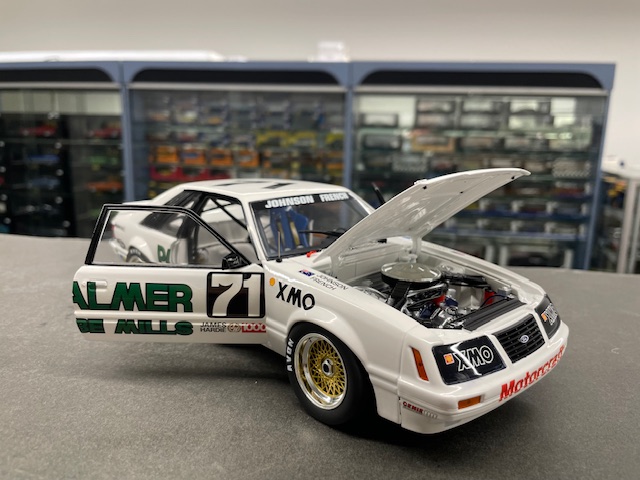 Ford Mustang GT, 1:18 Classic - Image 4