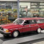Volvo 240 GL wagon, 1:43 Maxichamps