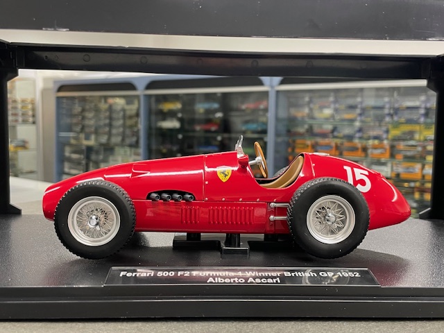 Ferrari 500F2, 1:18 CMR - Image 2