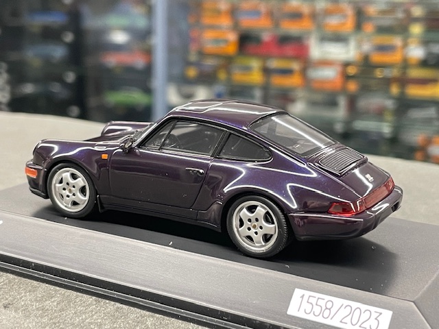 Porsche 964 Carrera 4, 1:43 Spark - Image 2