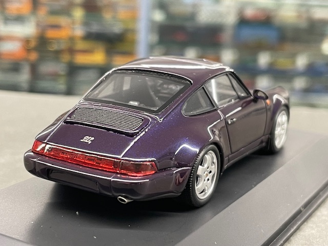 Porsche 964 Carrera 4, 1:43 Spark - Image 3