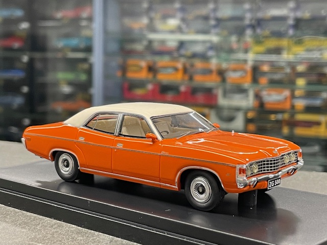 Ford ZG Fairlane, 1:43 Trax - Image 3